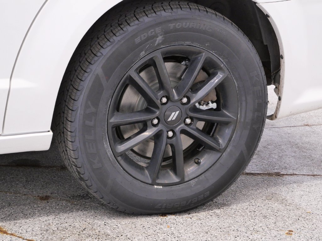 Used 2019 Dodge Grand Caravan GT FWD image 12