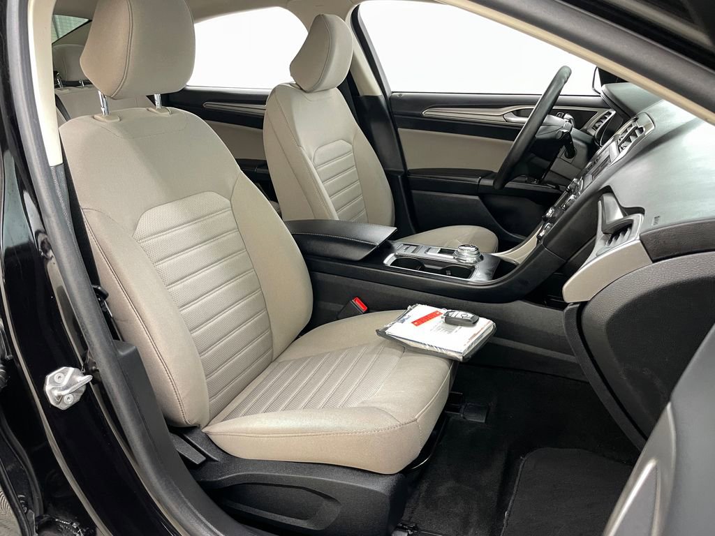 Used 2020 Ford Fusion S image 35