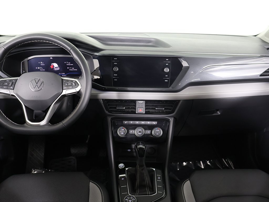 Used 2022 Volkswagen Taos SEL image 37