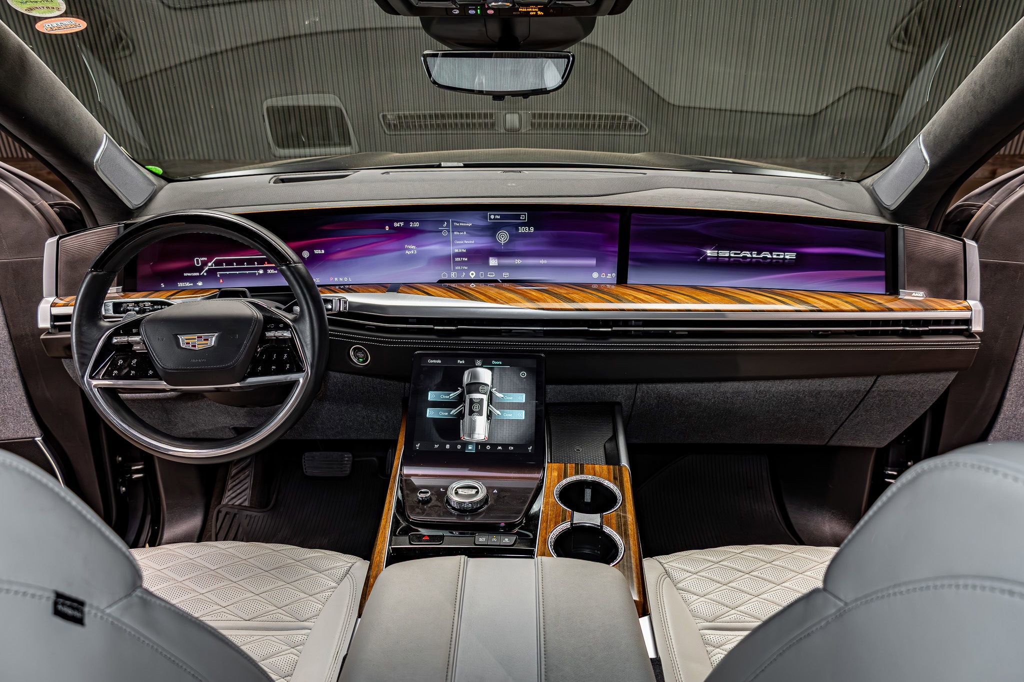 Used 2025 Cadillac Escalade Sport Platinum image 15