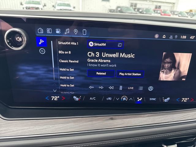New 2026 Chevrolet Suburban LT image 18