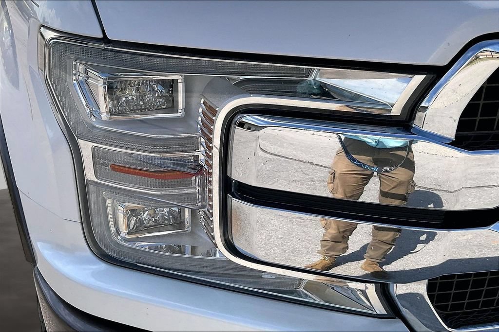 Used 2019 Ford F150 King Ranch w/ Equipment Group 601A Luxury AWD/4WD image 30