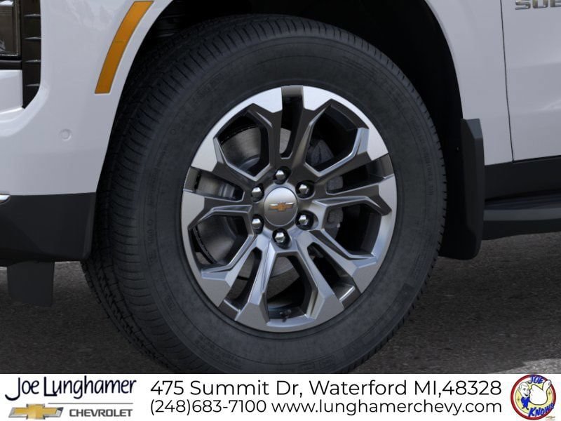 New 2026 Chevrolet Suburban LT w/ Comfort Package AWD/4WD image 10