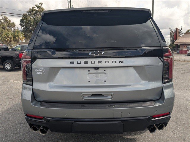 Certified 2025 Chevrolet Suburban Z71 image 5