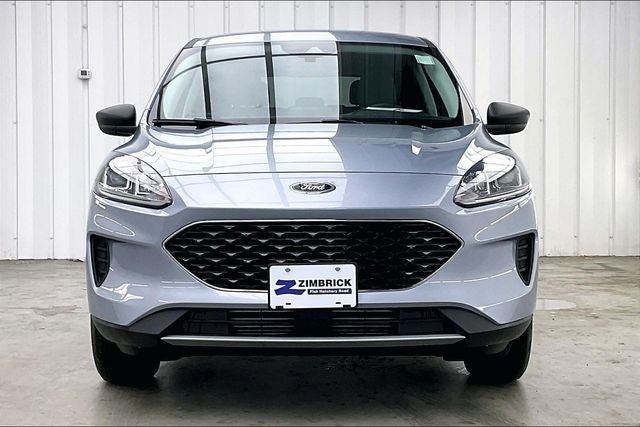 Used 2022 Ford Escape SE w/ Cold Weather Package AWD/4WD image 3