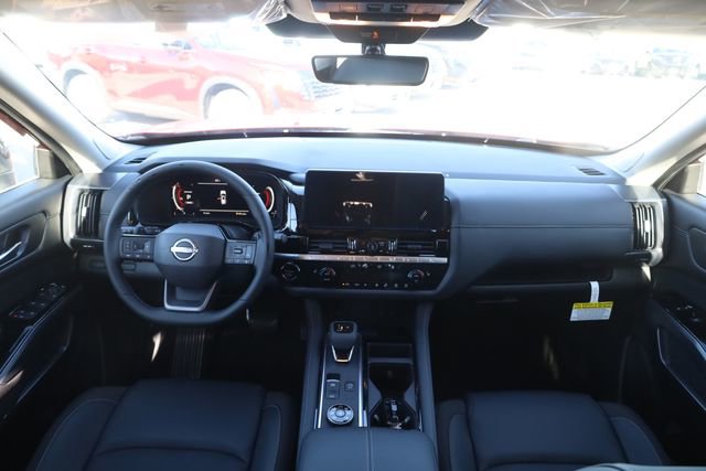 New 2026 Nissan Pathfinder SL w/ SL Premium Package image 10