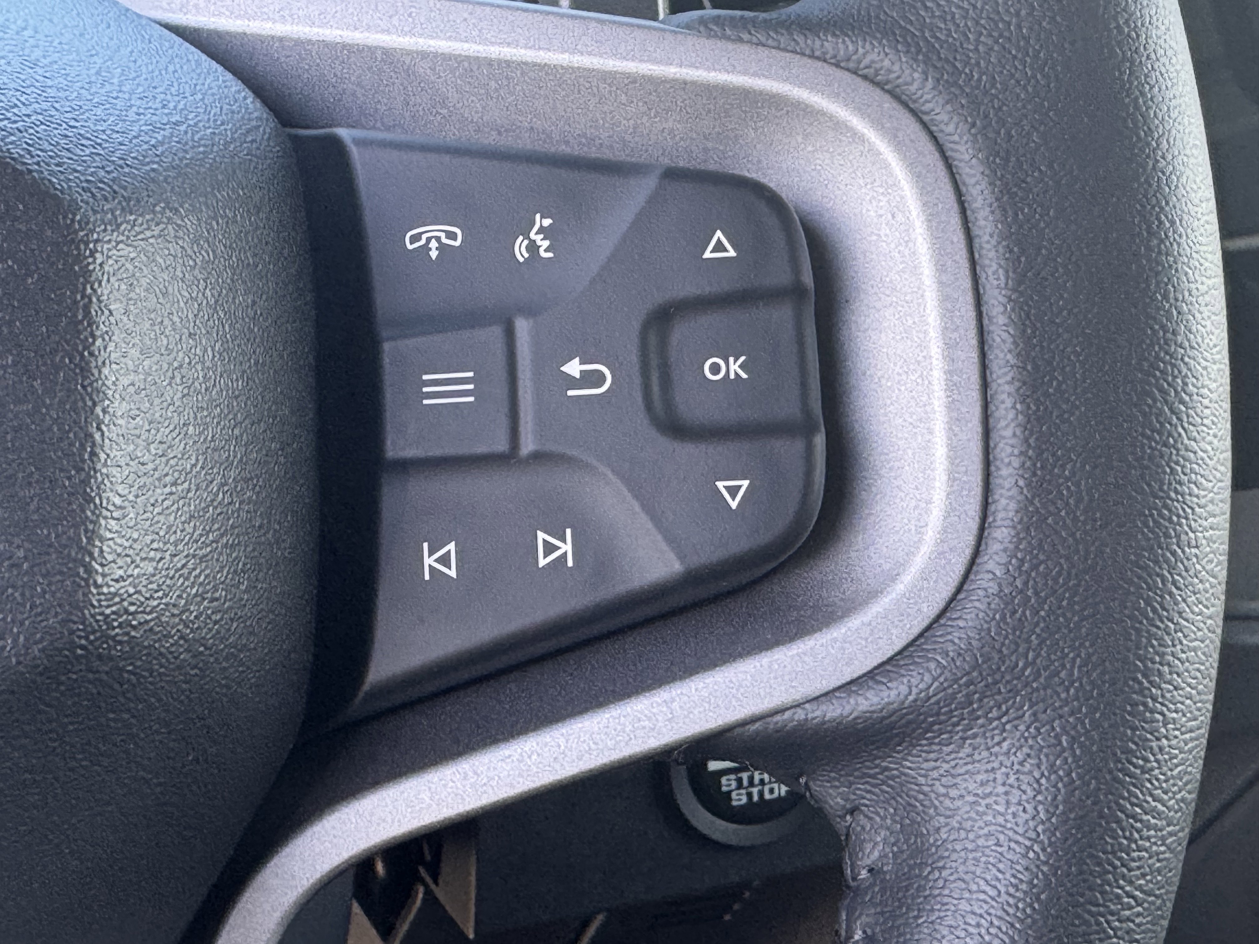 New 2025 Ford Bronco Badlands image 14