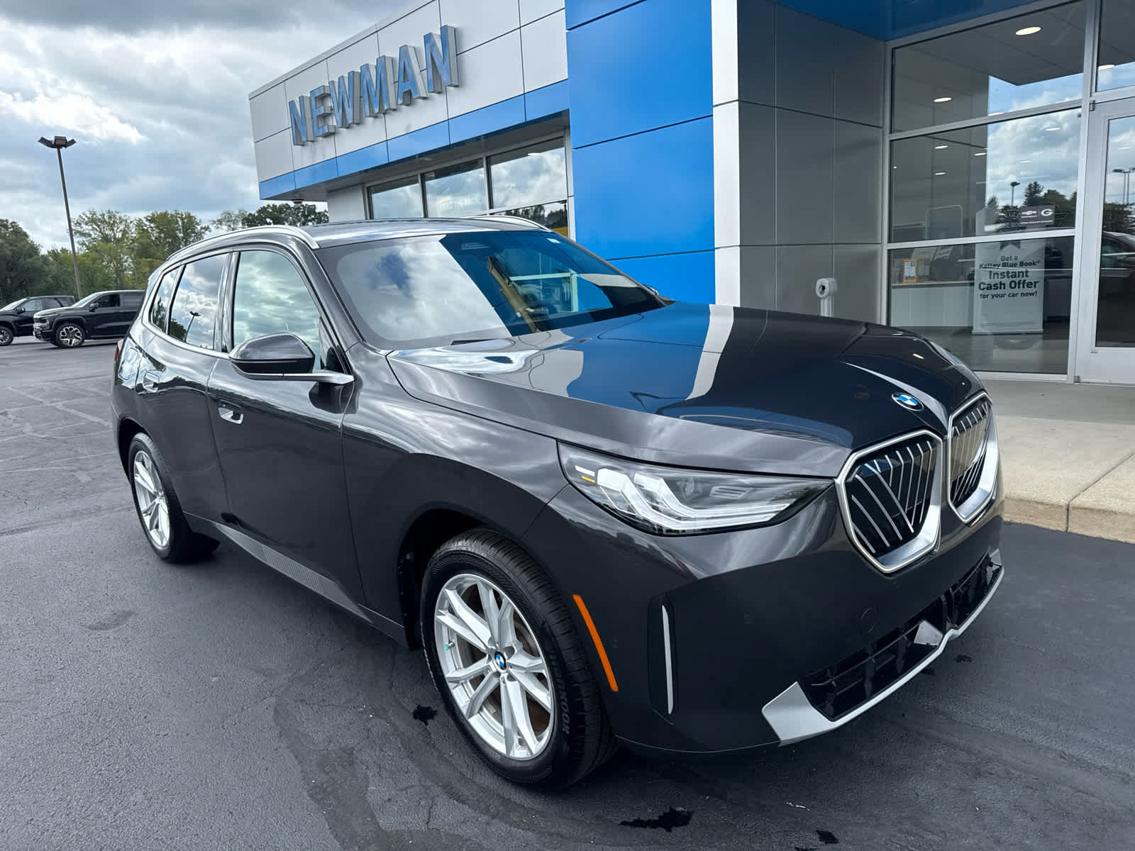Used 2025 BMW X3 xDrive30i w/ Convenience Package AWD/4WD image 1