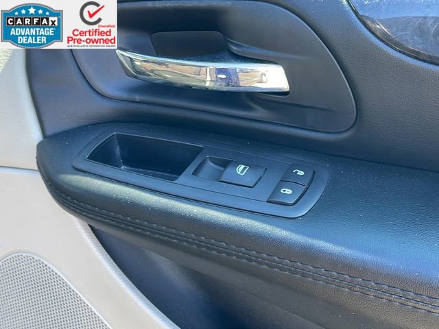 Certified 2016 Dodge Grand Caravan SE w/ Quick Order Package 29E SE image 36