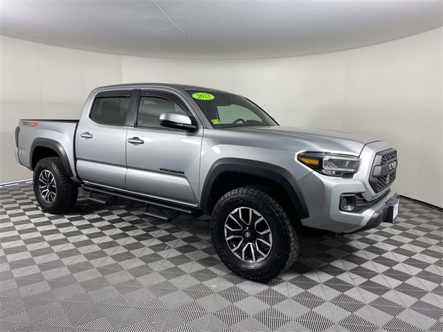 Used 2023 Toyota Tacoma TRD Off-Road image 1