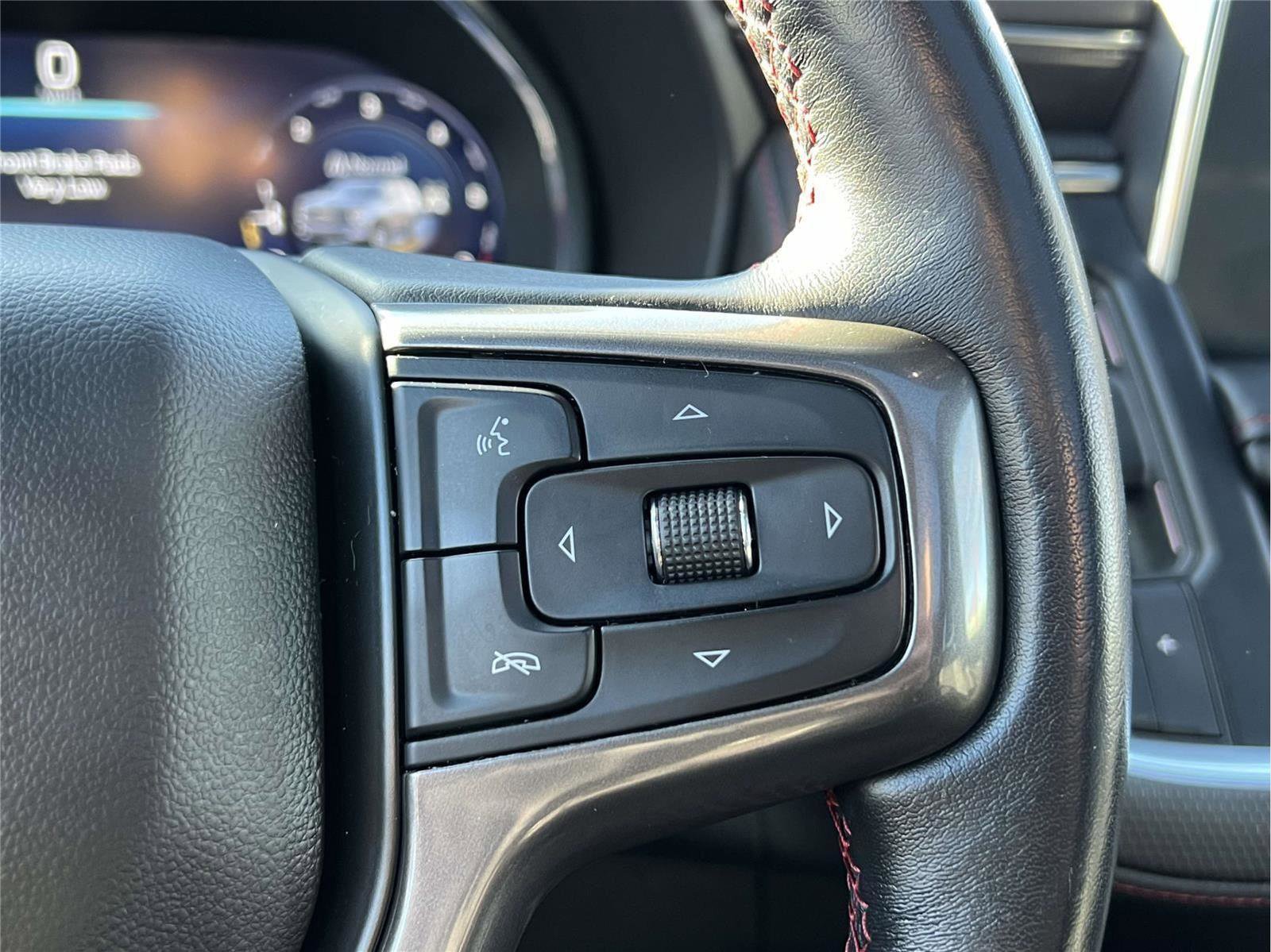 Used 2022 Chevrolet Tahoe RST image 25