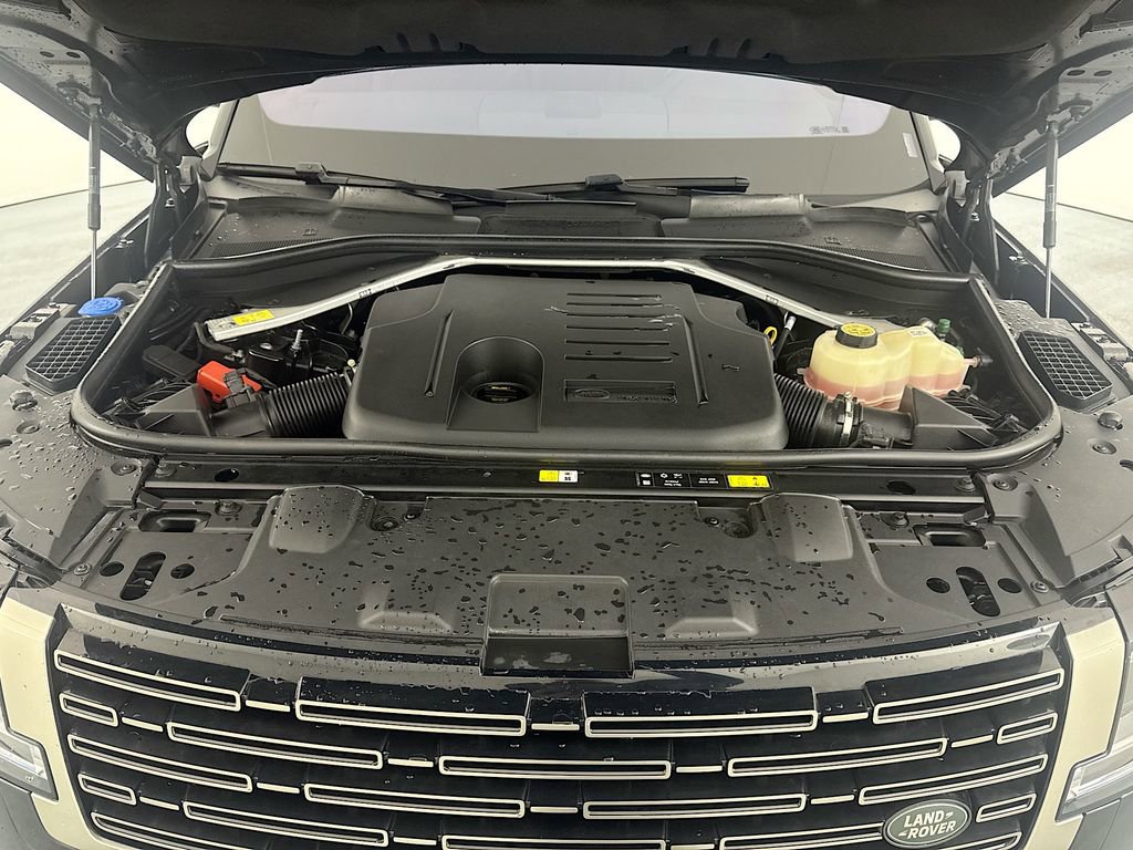 Used 2023 Land Rover Range Rover SE image 30
