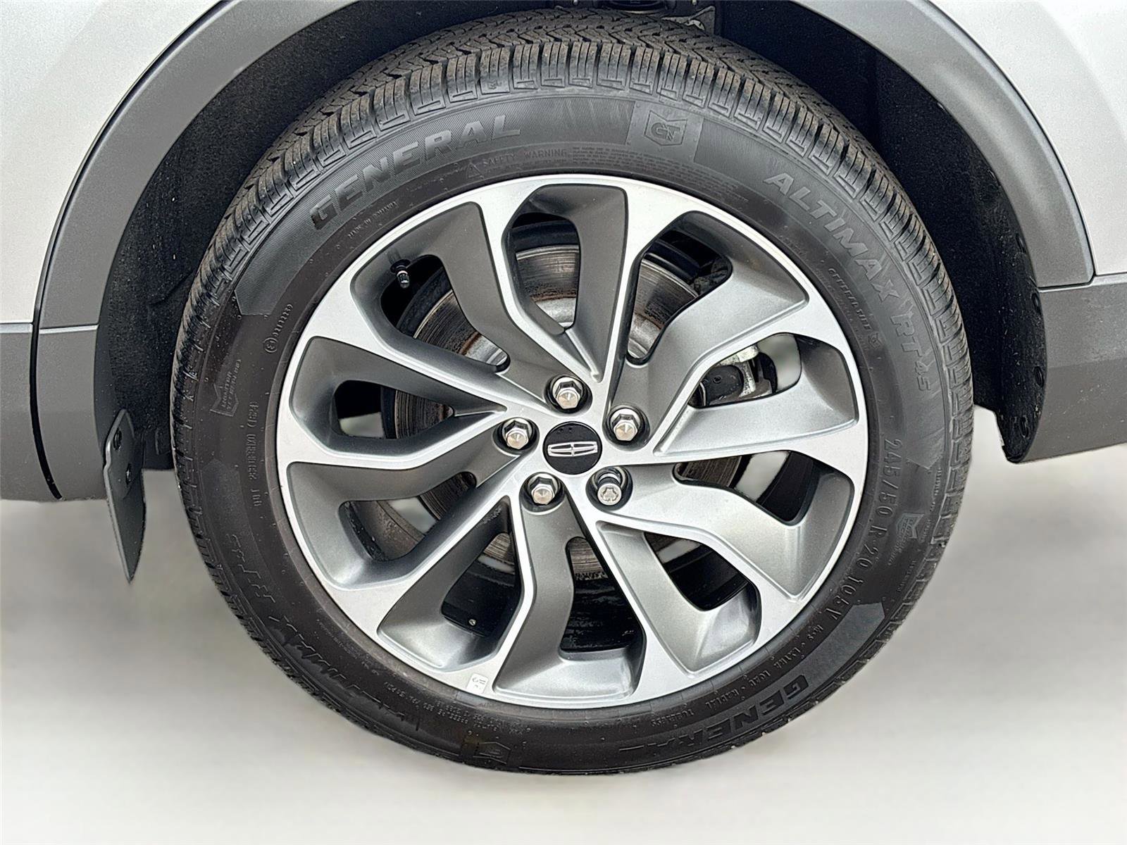 Used 2022 Lincoln Nautilus Reserve w/ Luxury Package image 33