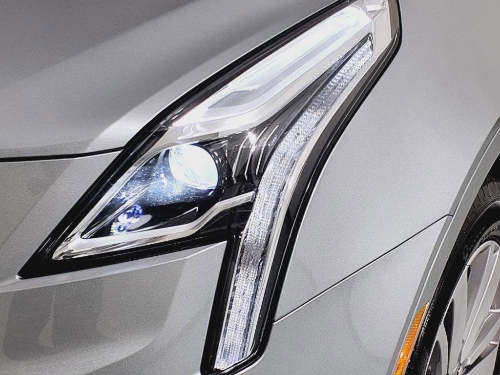 Certified 2025 Cadillac XT5 Premium Luxury AWD/4WD image 30