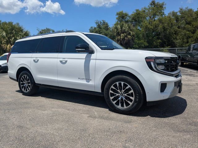 Used 2025 Ford Expedition Max Platinum AWD/4WD image 3