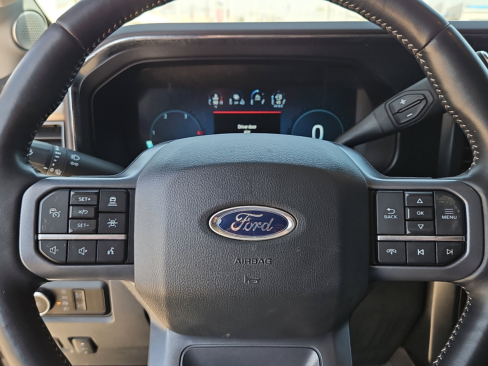 Used 2023 Ford F250 Lariat w/ Lariat Ultimate Package image 15
