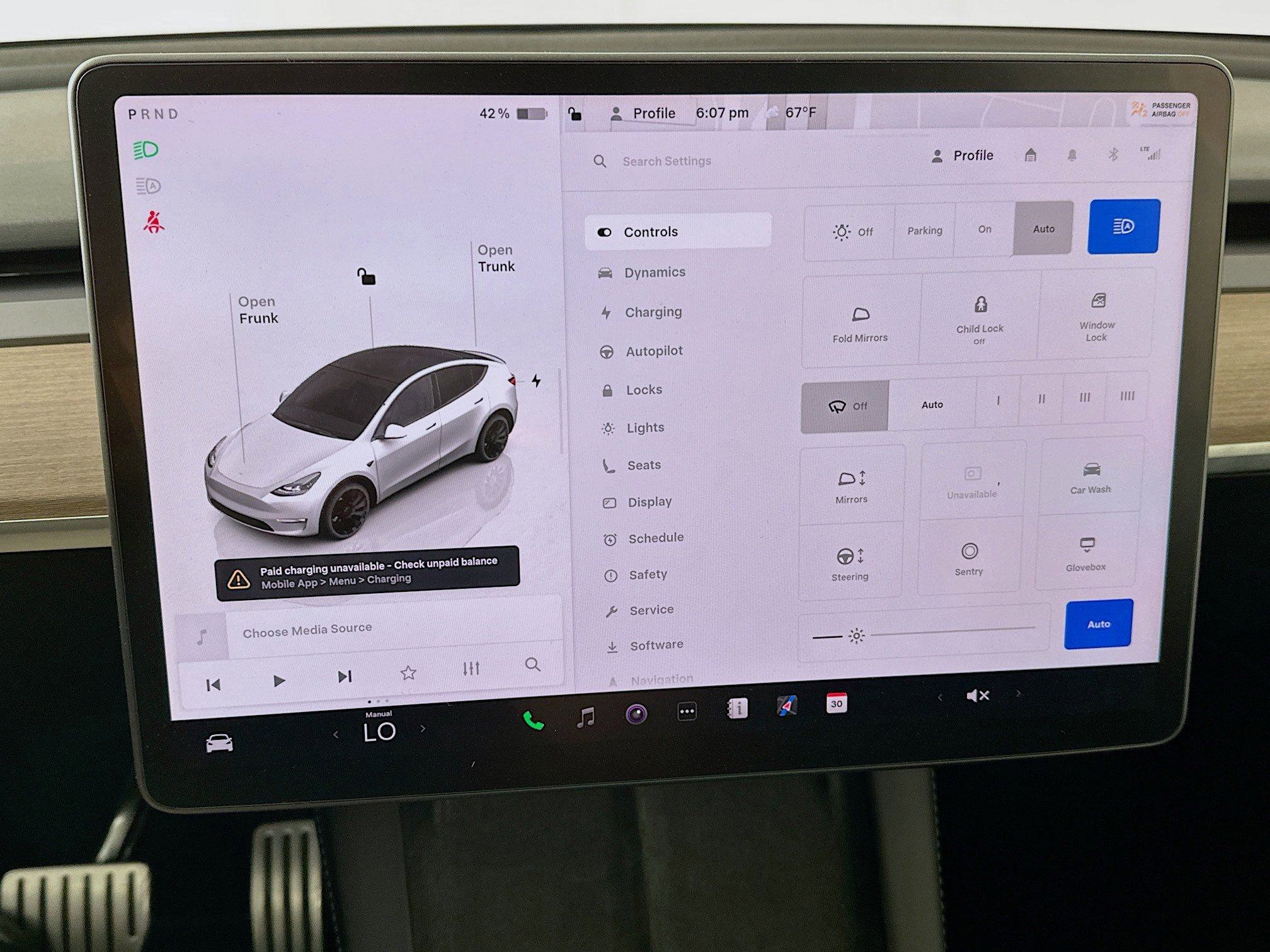 Used 2023 Tesla Model Y Performance image 32