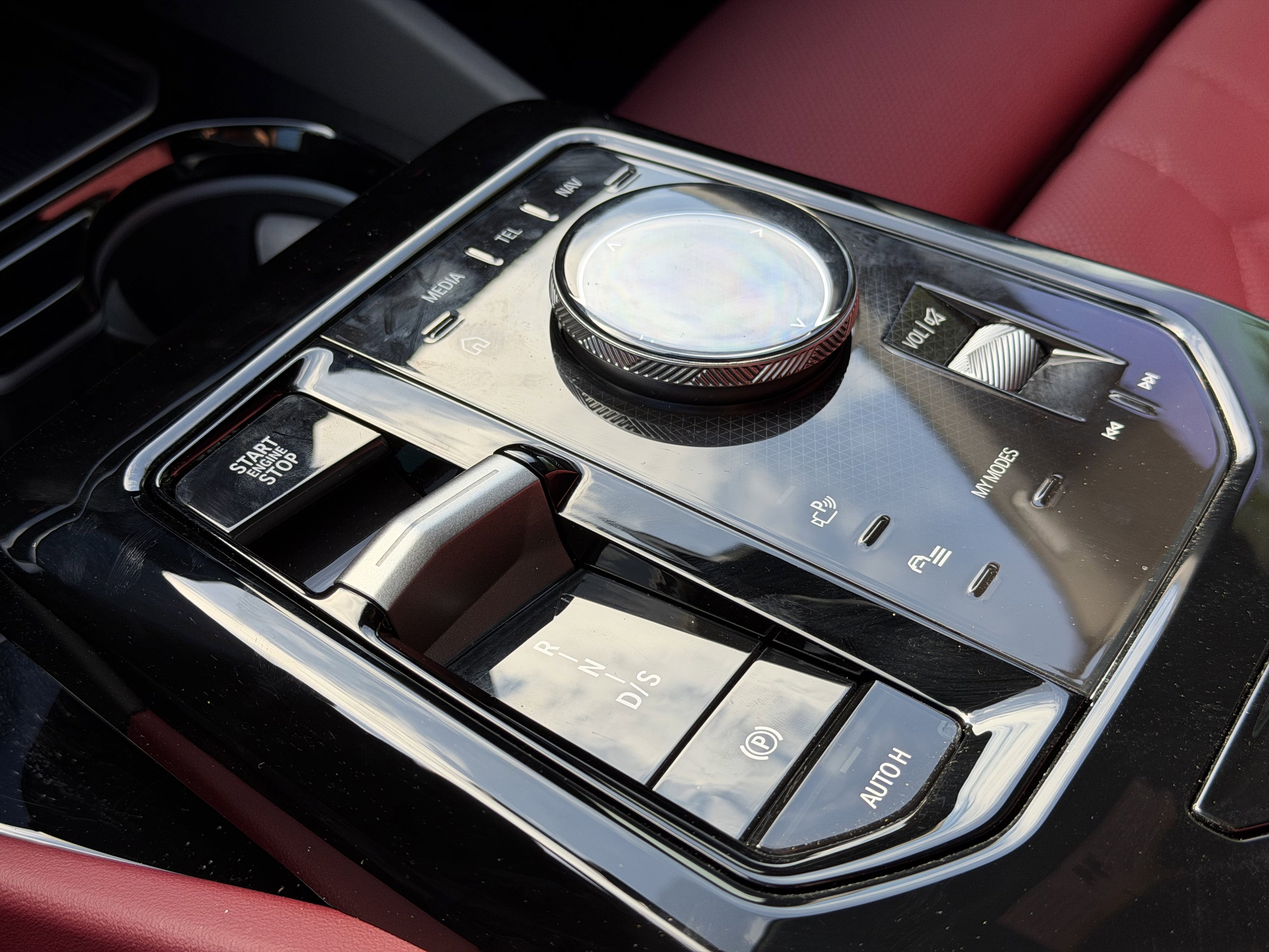 Used 2026 BMW 530i w/ Premium Package image 35