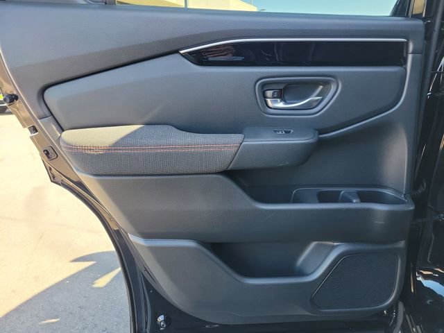 Used 2024 Honda Pilot Sport image 16