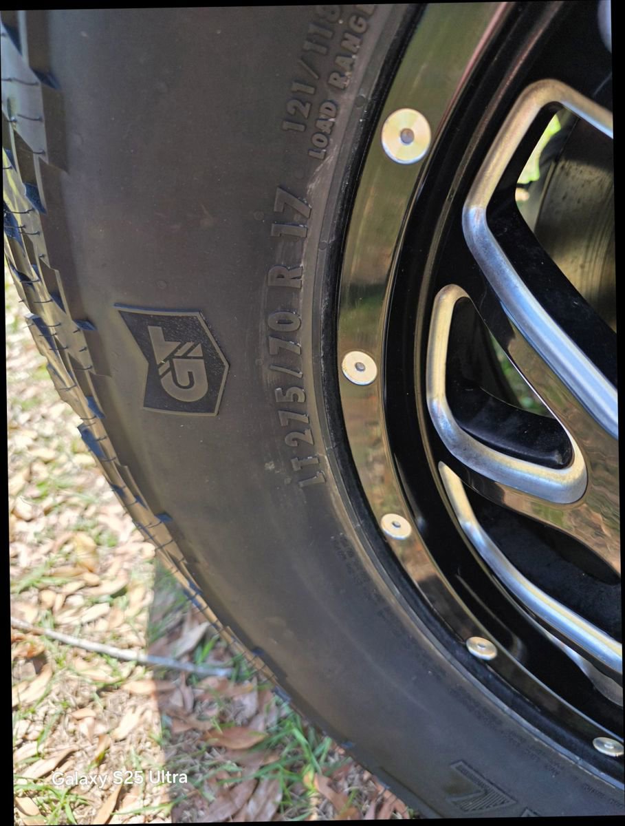 Used 2017 RAM 3500 Tradesman w/ Chrome Appearance Group image 10