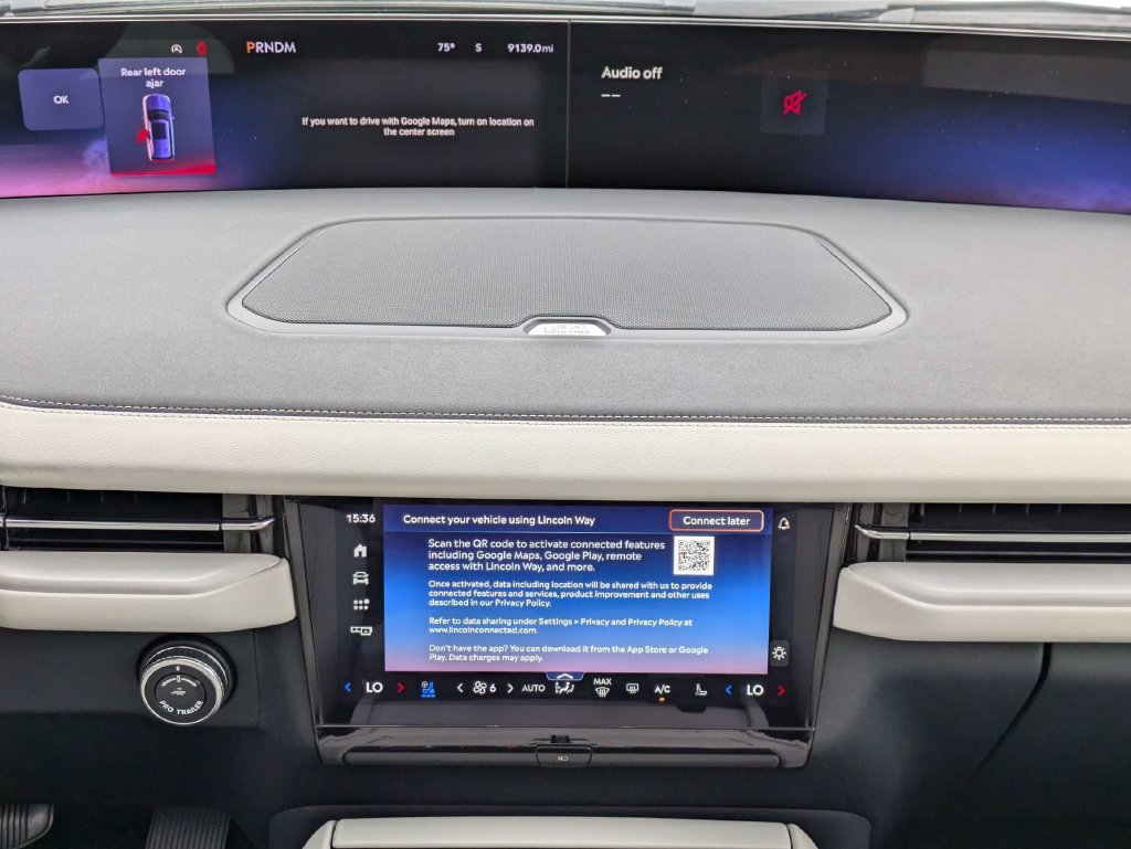 Certified 2026 Lincoln Navigator Reserve AWD/4WD image 19