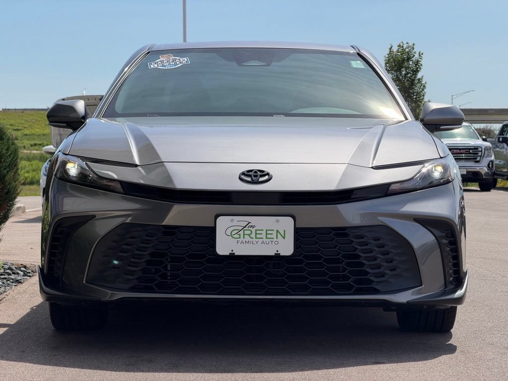 Used 2026 Toyota Camry SE FWD image 6