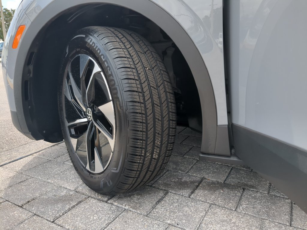 Certified 2022 Volkswagen ID.4 Pro S RWD image 36