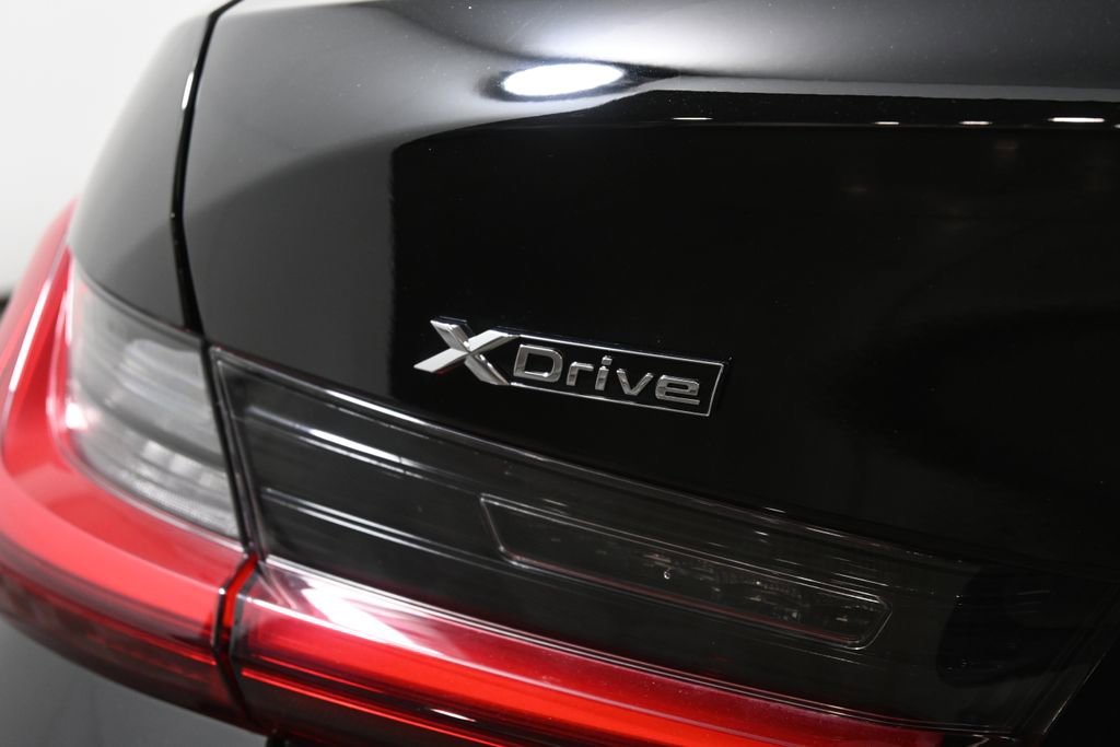 Certified 2025 BMW 330i xDrive Sedan w/ Premium Package image 39