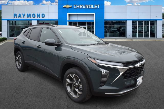 New 2026 Chevrolet Trax LT w/ LPO, Blackout Package image 1