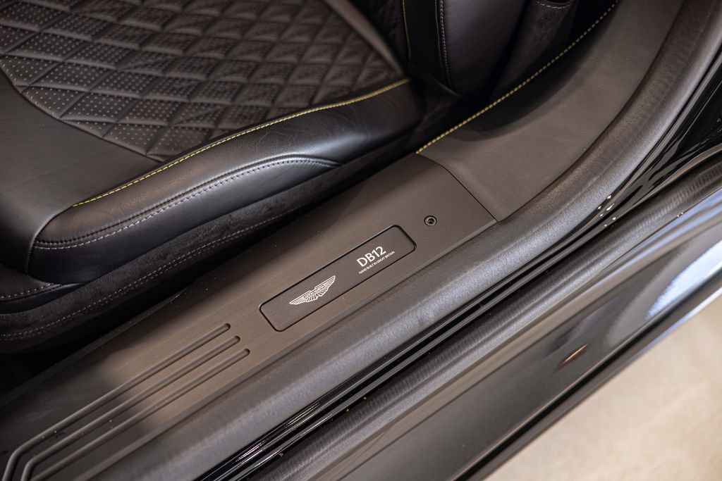 Used 2025 Aston Martin DB12 Convertible RWD image 17
