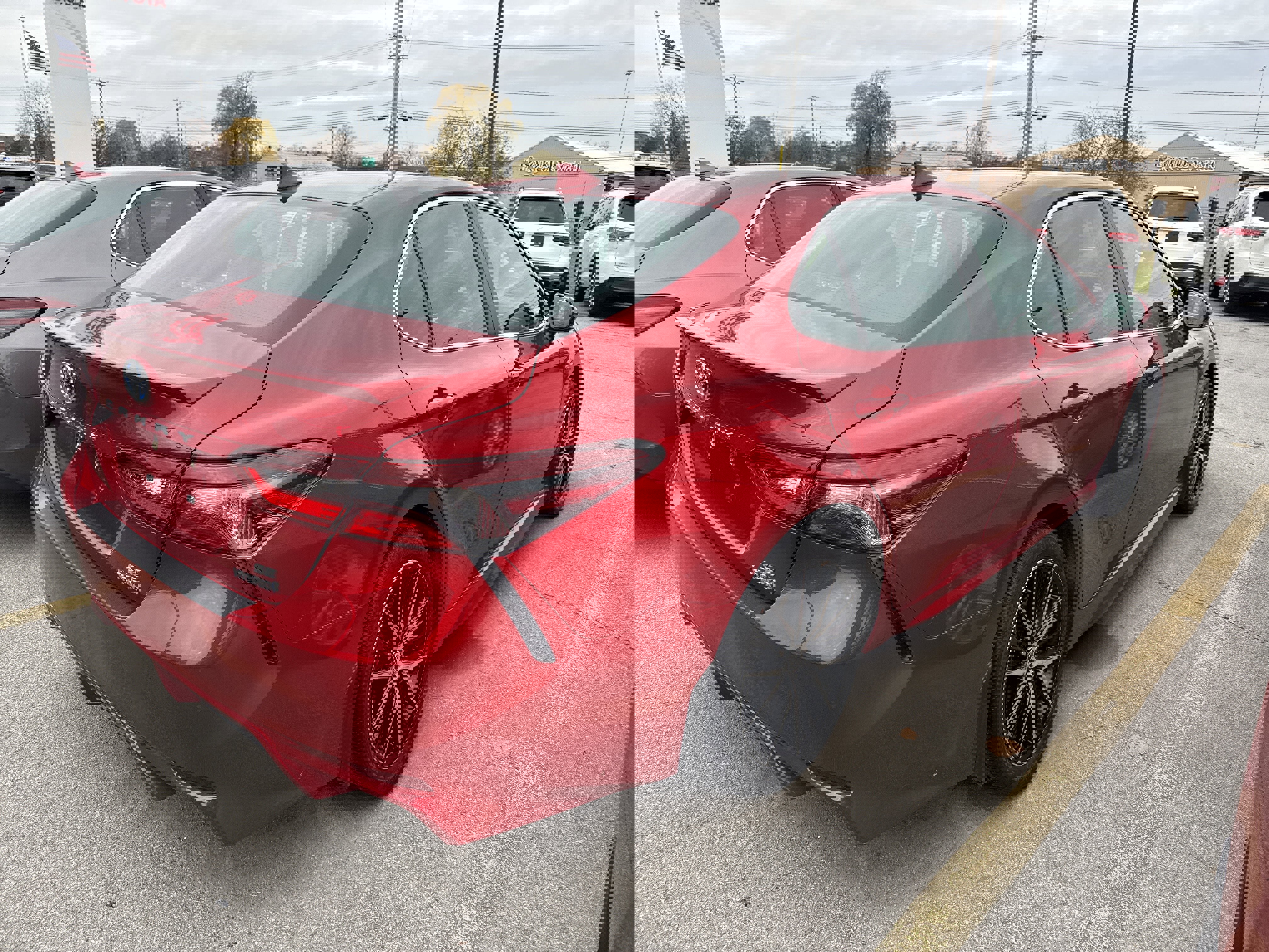 Used 2023 Toyota Camry SE image 7