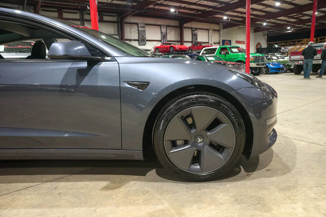 Used 2023 Tesla Model 3 Standard Range RWD image 11