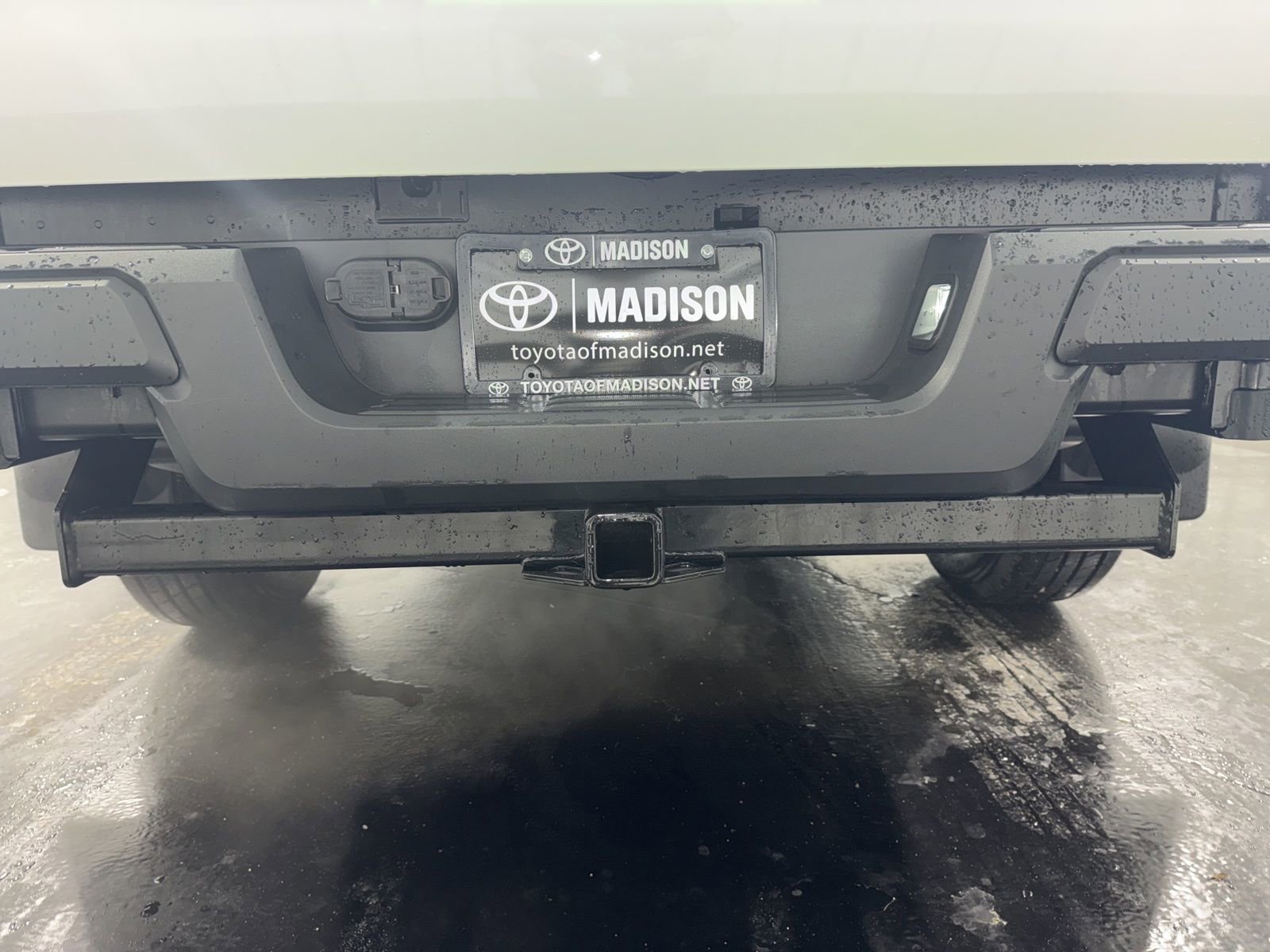 Used 2025 Toyota Tacoma SR image 28