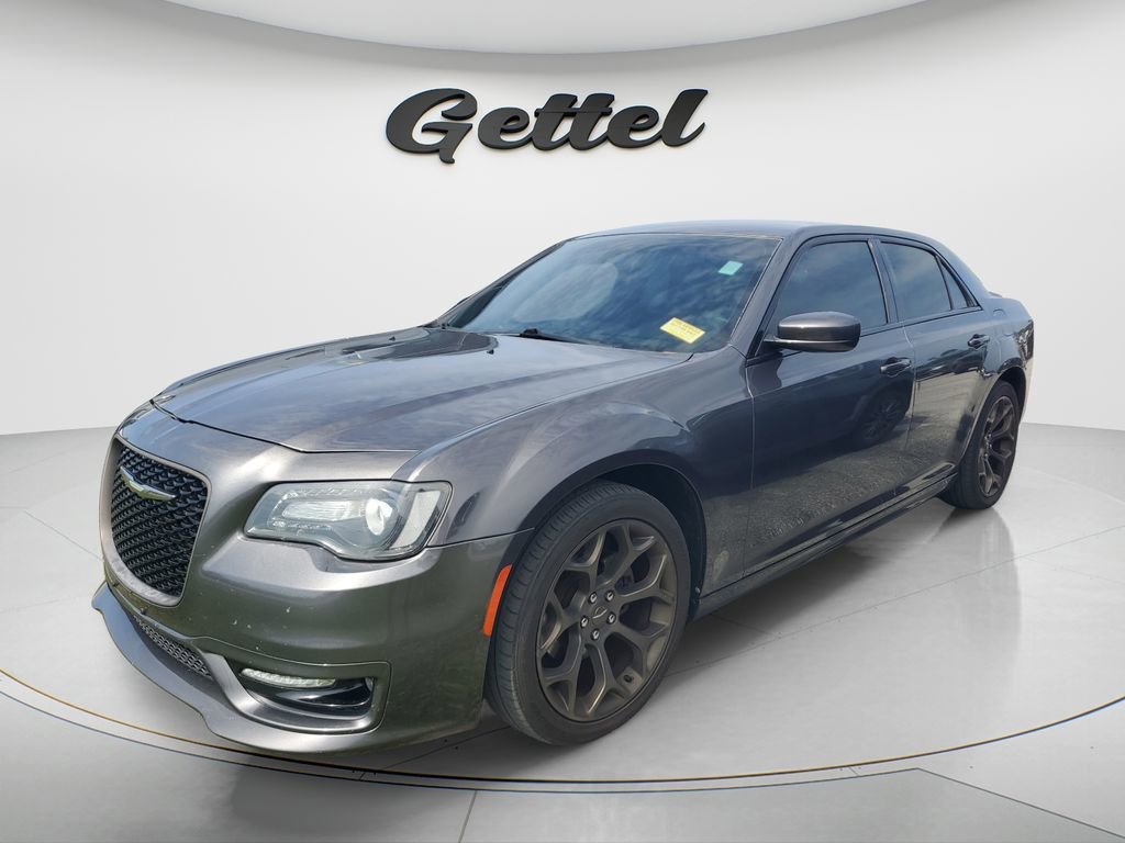 Used 2017 Chrysler 300 S w/ S Model Appearance Package RWD image 1