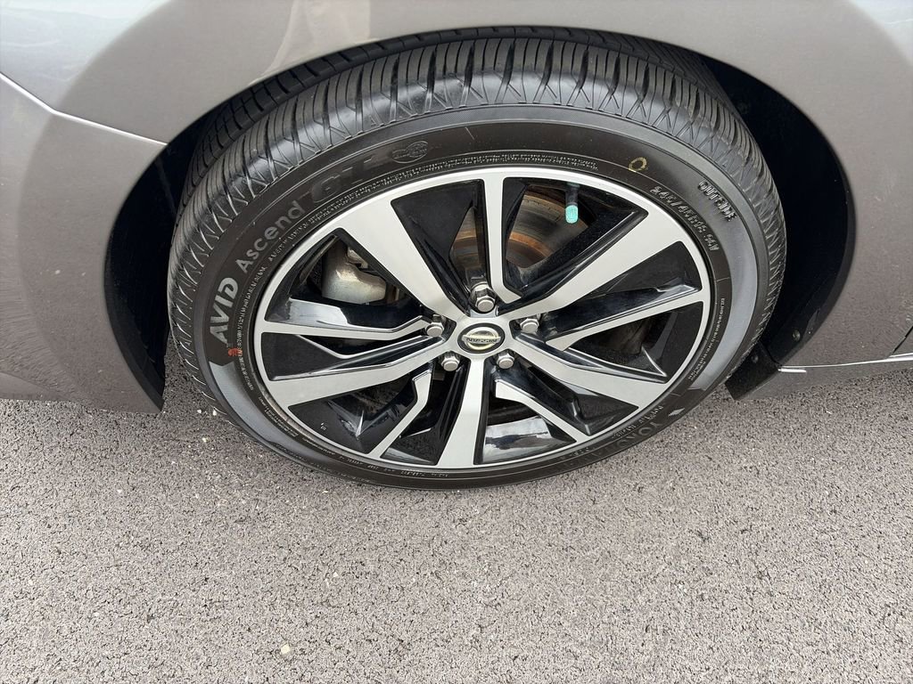 Used 2021 Nissan Maxima 3.5 SV w/ Floor Mat Group FWD image 10