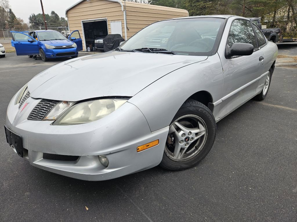 Used 2004 Pontiac Sunfire Coupe w/ 1SB Preferred Equipment Group