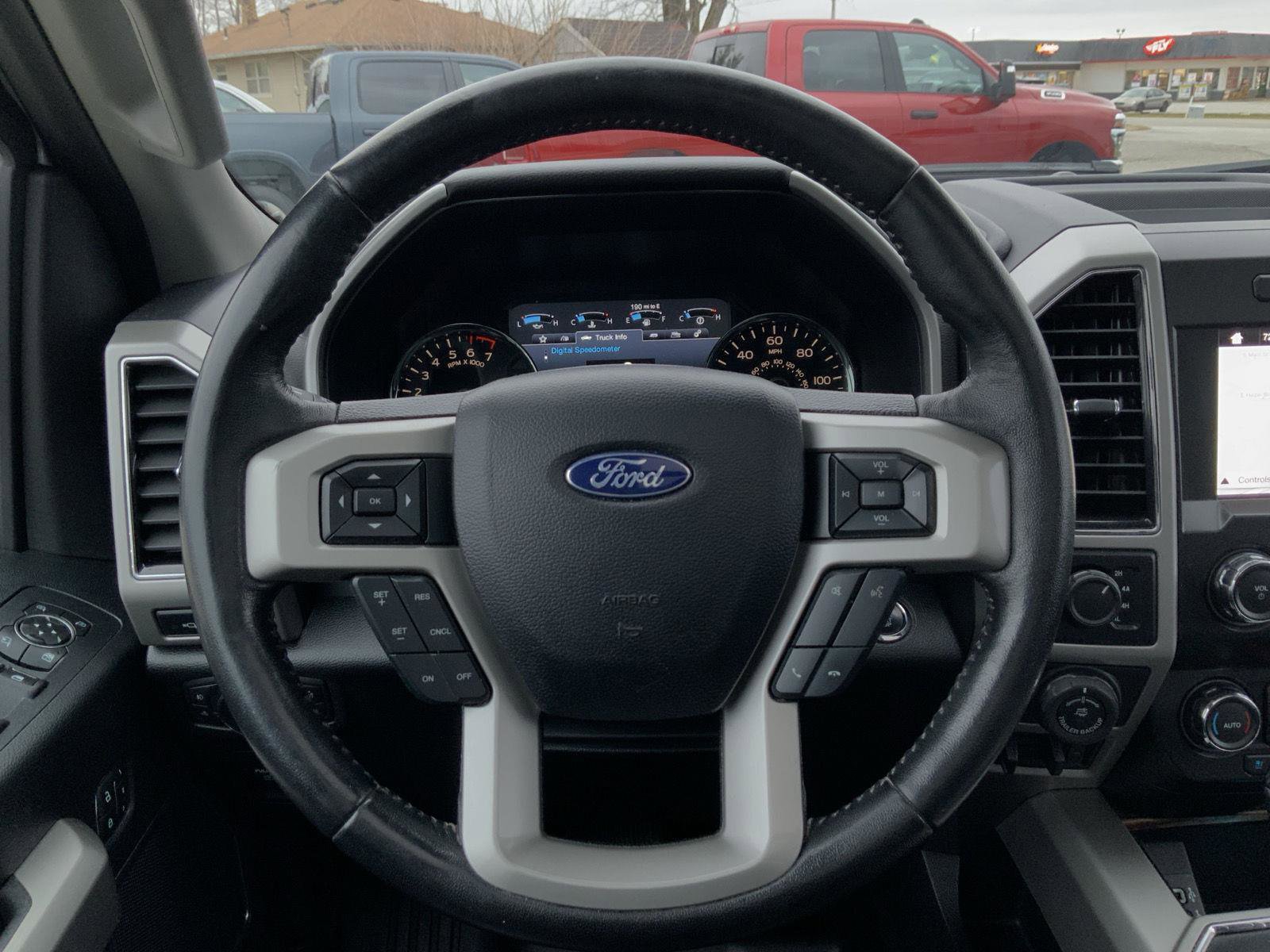 Used 2019 Ford F150 Lariat image 31