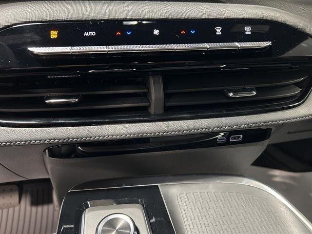 New 2026 Buick Enclave Preferred w/ LPO, Floor Liner Package image 21