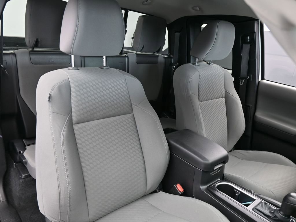 Used 2022 Toyota Tacoma SR image 37