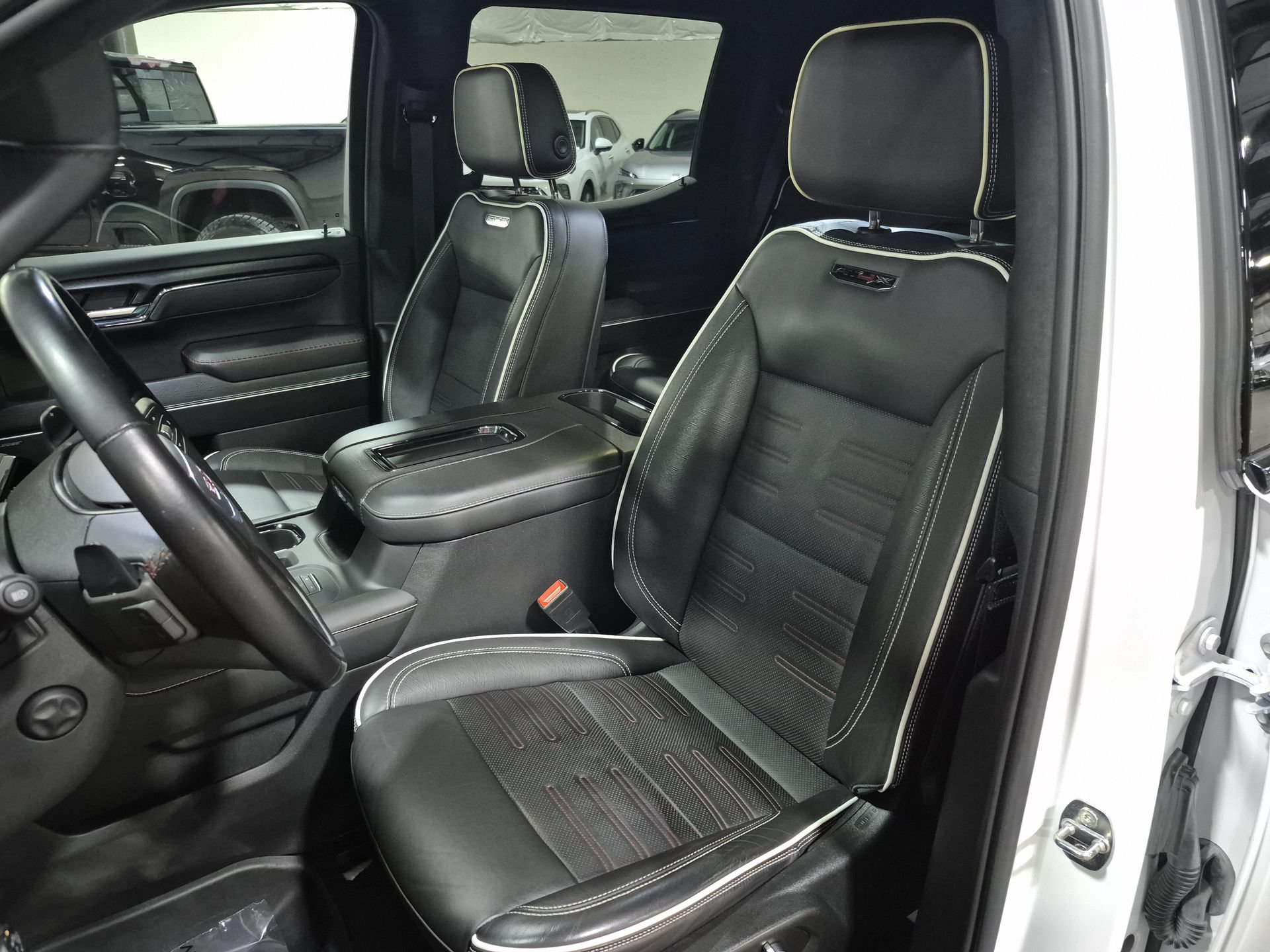 Used 2022 GMC Sierra 1500 AT4X AWD/4WD image 22