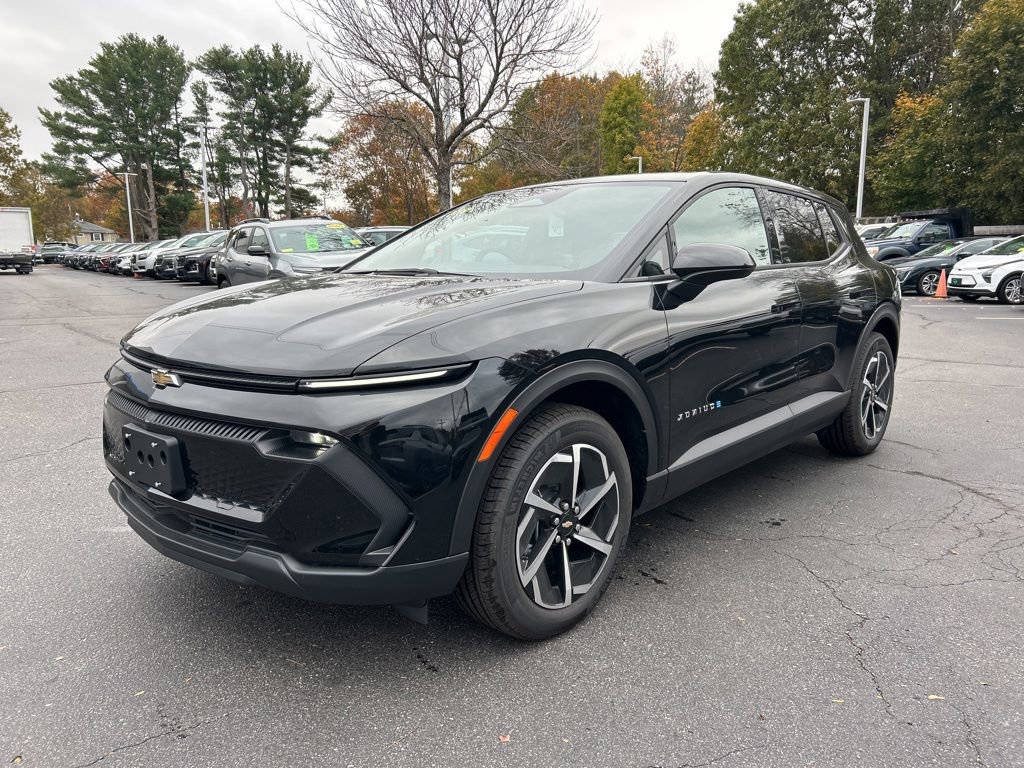 New 2026 Chevrolet Equinox EV LT image 5