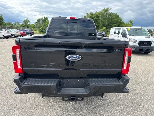 Used 2024 Ford F250 Lariat w/ Lariat Ultimate Package AWD/4WD image 7