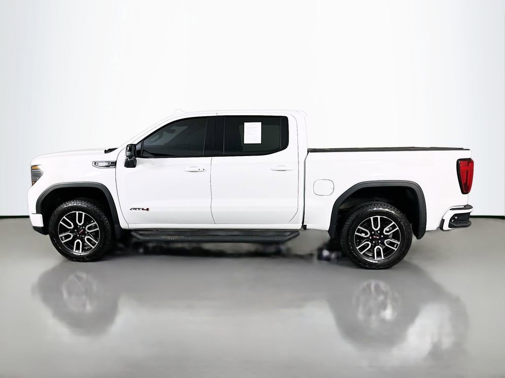Used 2025 GMC Sierra 1500 AT4 w/ AT4 Premium Package AWD/4WD image 4