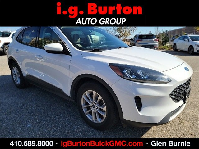 Used 2020 Ford Escape SE image 1