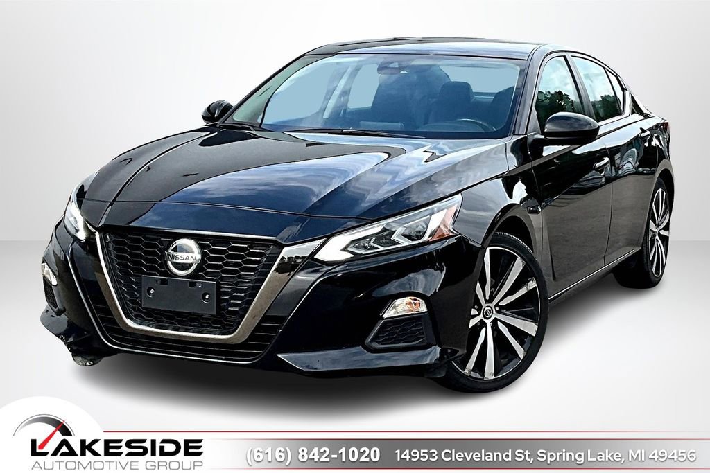 Used 2022 Nissan Altima 2.5 SR image 1