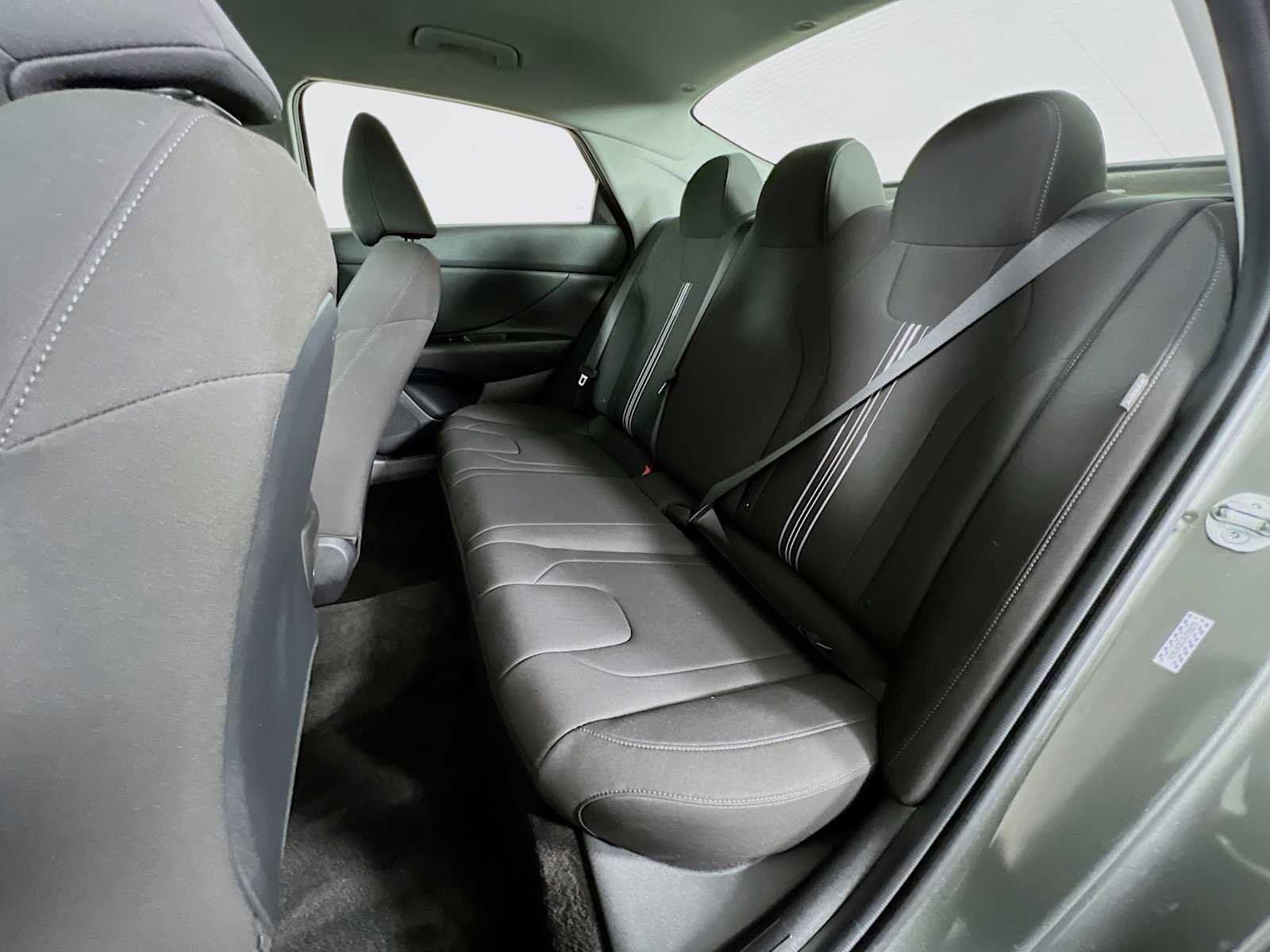 Certified 2024 Hyundai Elantra SEL image 24