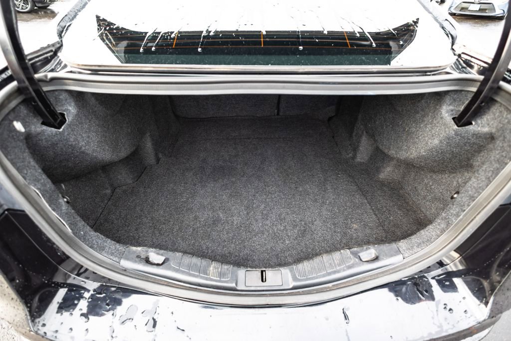 Used 2020 Ford Fusion Titanium image 26