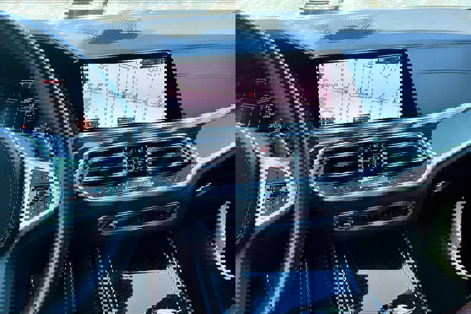 Used 2019 BMW X7 xDrive50i w/ M Sport Package image 7