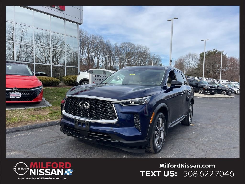 Used 2023 INFINITI QX60 Luxe w/ Cargo Package