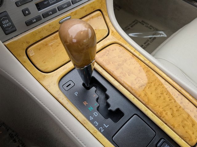 Used 2005 Lexus SC 430 Convertible RWD image 12